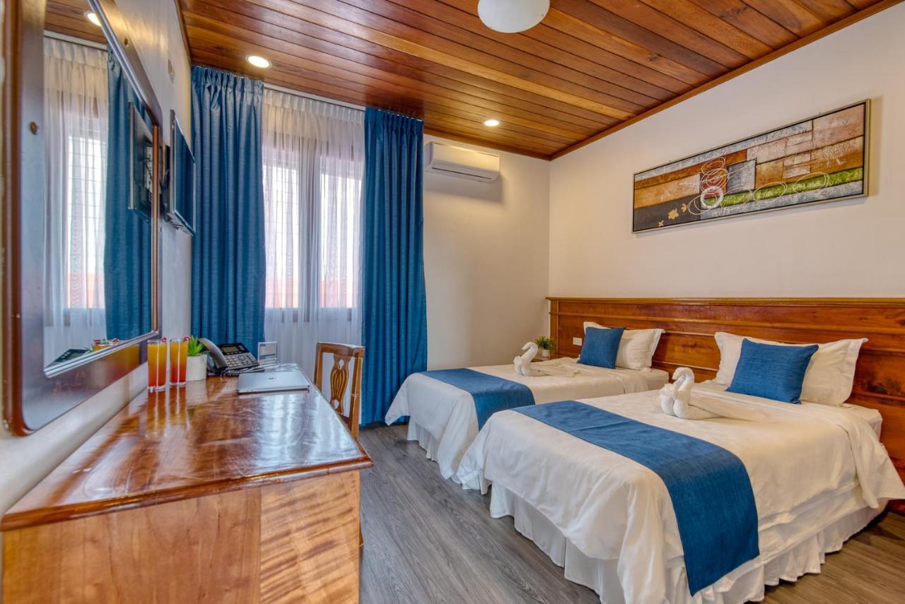 Swans Cay Hotel 博卡斯德尔托罗 外观 照片