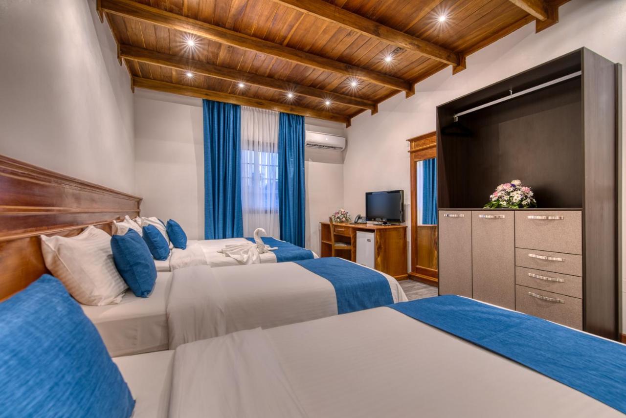 Swans Cay Hotel 博卡斯德尔托罗 外观 照片
