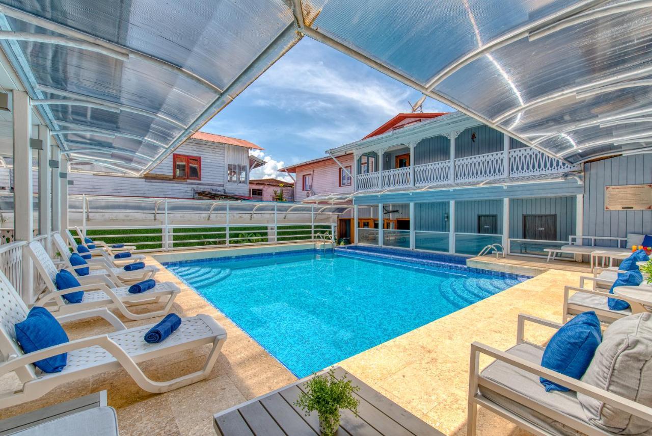 Swans Cay Hotel 博卡斯德尔托罗 外观 照片