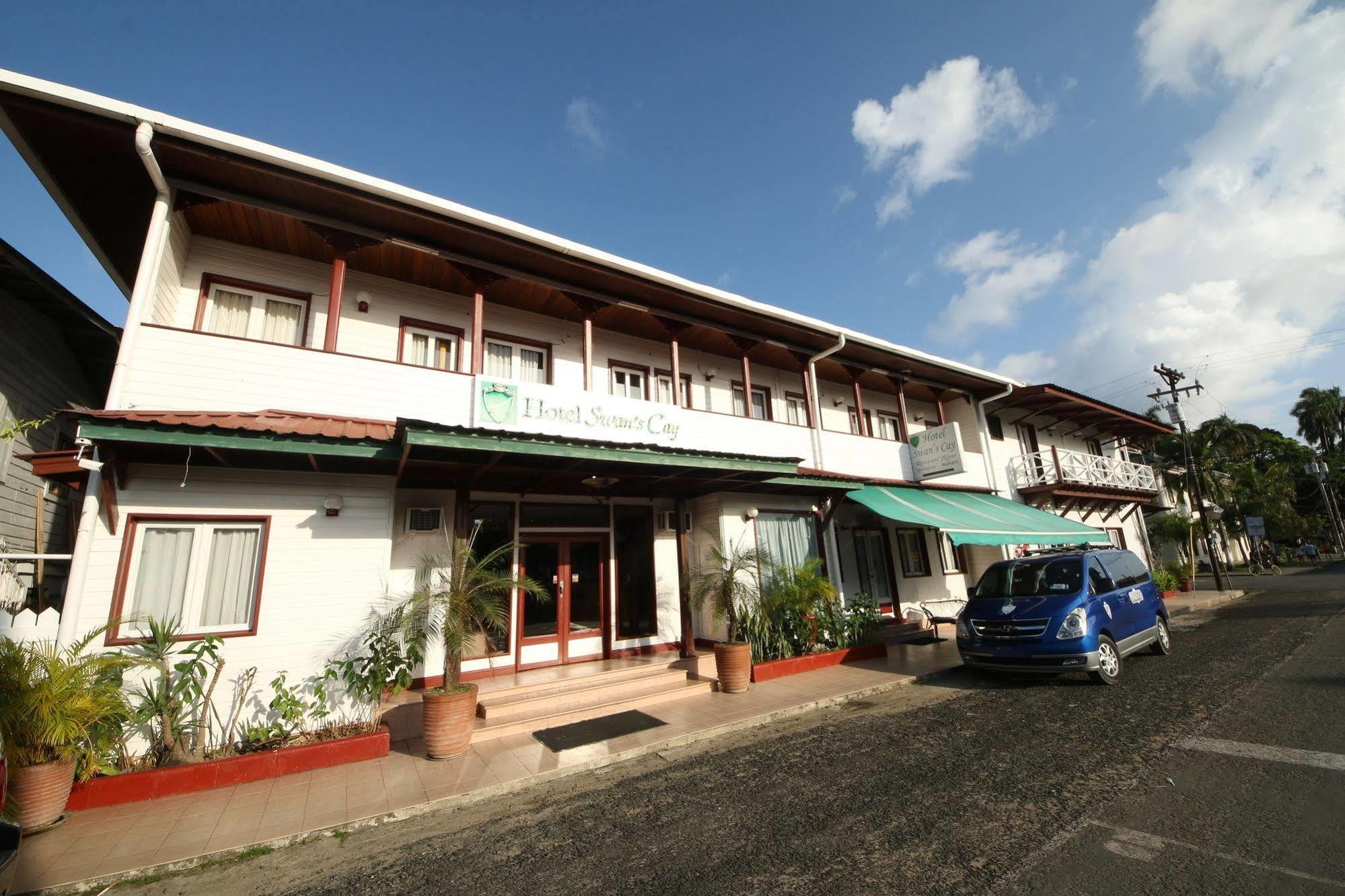 Swans Cay Hotel 博卡斯德尔托罗 外观 照片